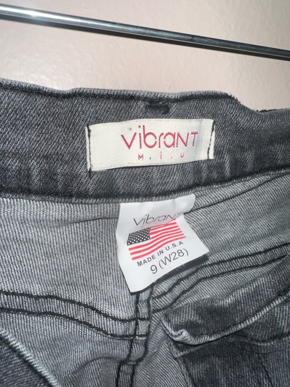 Vibrant miu Gray Washed Denim Jeans - Picture 2 of 4